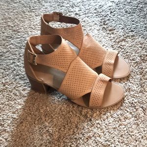 Women’s sandal